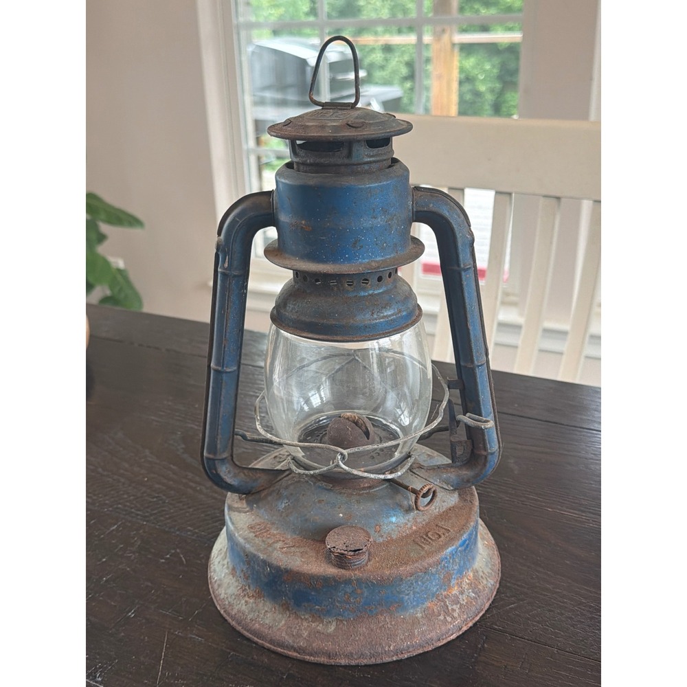 Vintage Dietz No. 1 Little Wizard Lantern – Blue Kerosene Railroad Lantern 12"